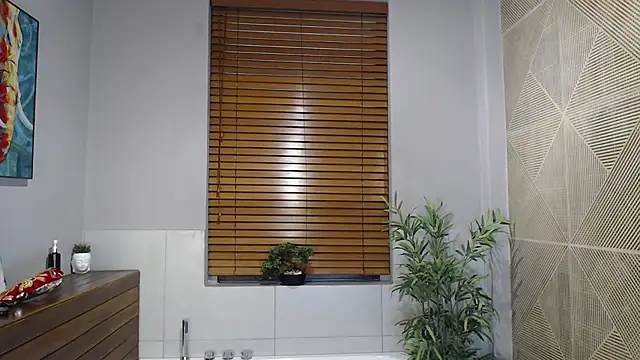 AustinJones  online show from November 27, 7:05 pm