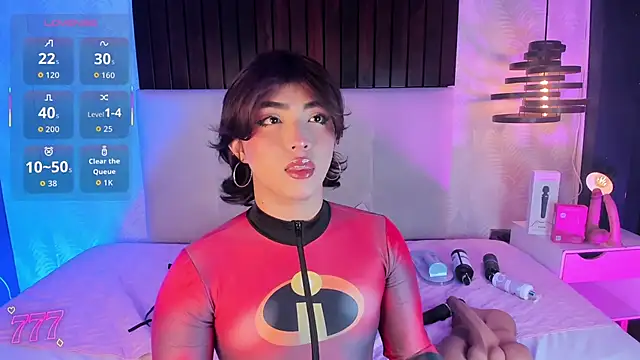 Creamy Angelo online show from April 18, 10:30 am