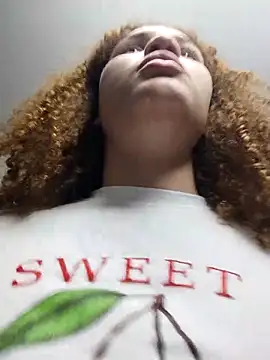 SirenRouge 69 online show from December 15, 3:11 am