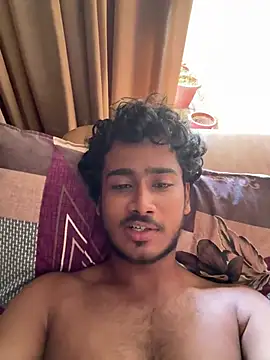 Snapshot of yheeboi chatting on June 15, 4:25 am yheeboi online show from June 15, 4:25 am