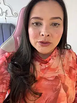 amaia monet online show from April 18, 7:07 pm