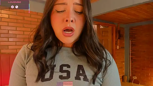 Snapshot of amaia_monet chatting on July 11, 3:04 pm amaia monet online show from July 11, 3:04 pm