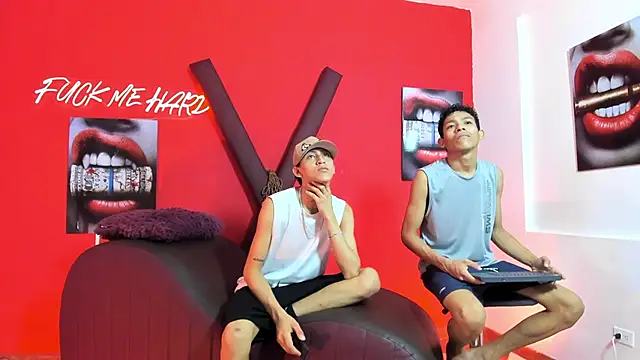 BEAUTY BOYS1 online show from March 2, 7:54 pm