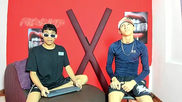 BEAUTY BOYS1 online show from March 4, 7:20 pm