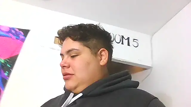 Hailey Curvy online show from December 18, 11:05 am