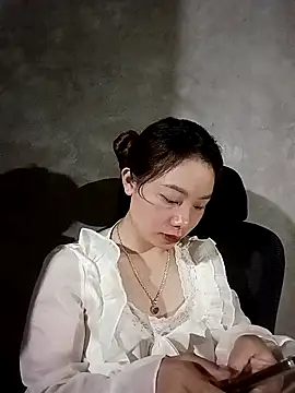 milo123-xx online show from April 16, 12:39 pm