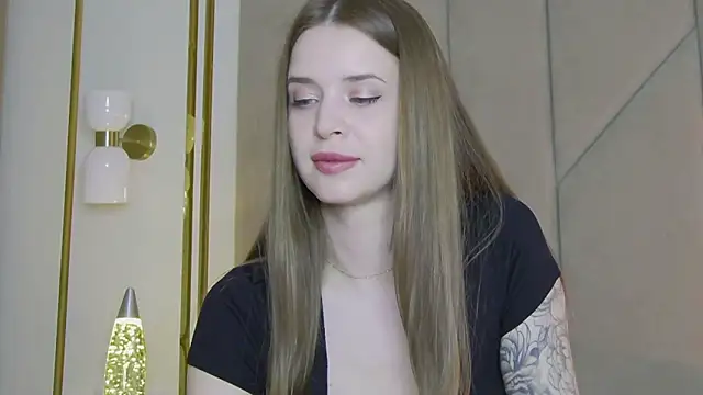 Touch me online show from March 1, 5:15 pm