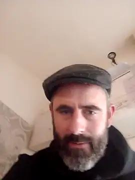 whatYwantMorrre online show from November 17, 10:32 am