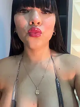 BrendaCrean online show from September 26, 11:47 am