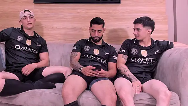 mike friends online show from March 26, 1:55 am