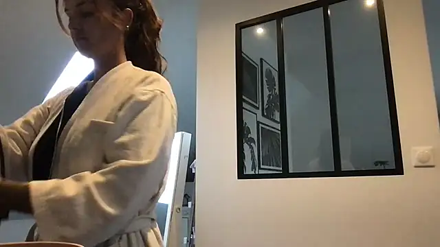 AmyStone   online show from September 25, 7:23 am