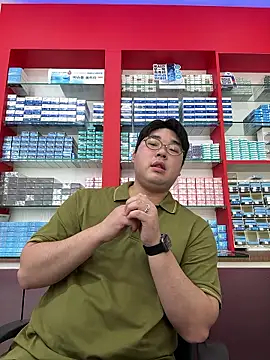 gayfucuxuc online show from September 21, 2:35 am