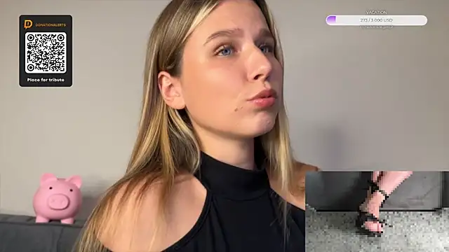 Snapshot of GoddessRoss chatting on September 13, 7:13 pm GoddessRoss online show from September 13, 7:13 pm