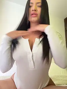 Lu090  online show from November 15, 4:36 pm