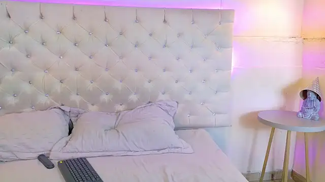 CathMellow online show from November 22, 8:30 pm