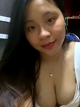 maianhcute online show from September 25, 12:42 pm