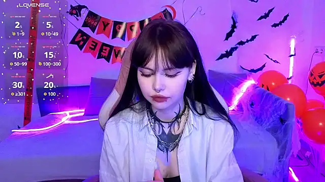 Morana Batt online show from November 4, 2:21 am