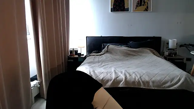 Snapshot of VivianCoke chatting on April 29, 9:24 am VivianCoke online show from April 29, 9:24 am