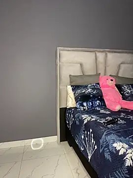 Ebony Warlock  online show from November 14, 6:23 am