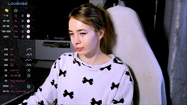 ZoyaMill online show from February 22, 8:24 am