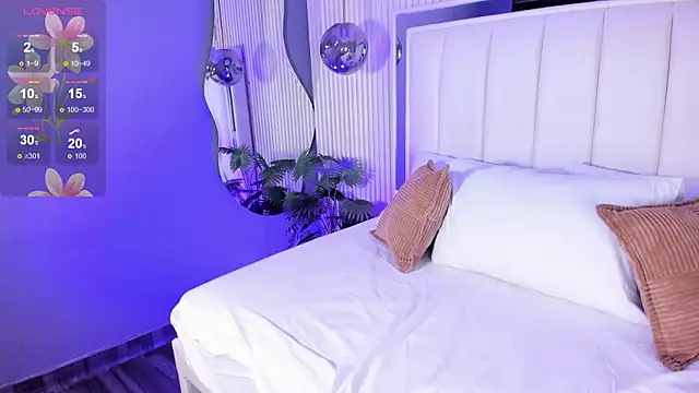 MariathLittle online show from September 30, 5:51 pm