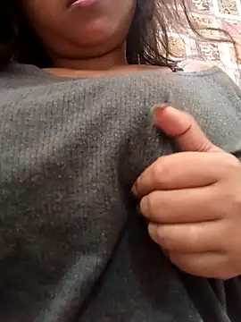 Aaradhya Sharma online show from February 18, 2:07 am