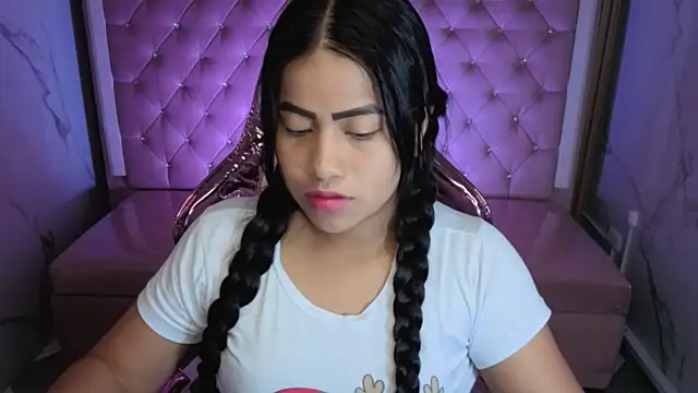 Victoria b  online show from November 12, 7:57 pm