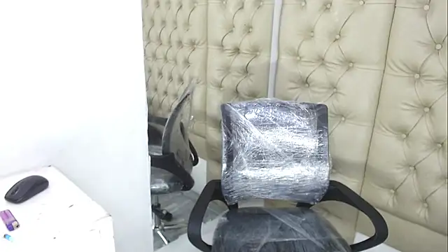 JessicaHott01 online show from November 7, 7:36 pm