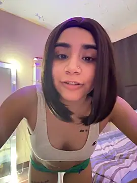 Snapshot of Ariovalle chatting on November 19, 5:18 am Ariovalle online show from November 19, 5:18 am