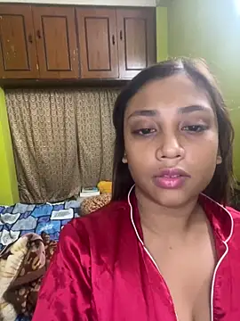 Snapshot of goodvibesonly44445 chatting on October 10, 9:47 pm goodvibesonly44445 online show from October 10, 9:47 pm