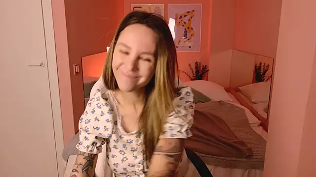 MiaGraham1 online show from January 9, 6:31 pm