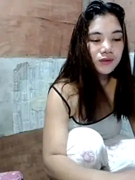 Snapshot of Rosette0516 chatting on November 13, 1:59 am Rosette0516 online show from November 13, 1:59 am