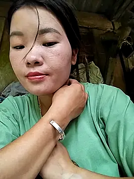 lylylove online show from September 17, 3:41 am