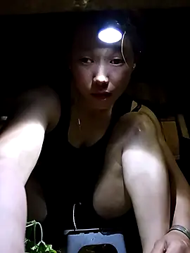 Ngocmi909 online show from March 25, 12:11 pm