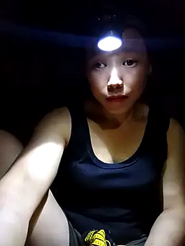 Ngocmi909 online show from April 2, 1:53 pm