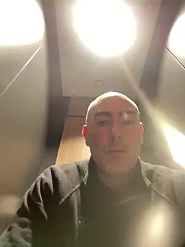 Richmcgee online show from March 6, 8:22 am