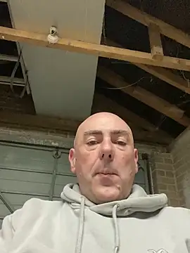 Richmcgee online show from March 15, 8:15 pm