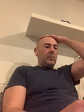 Richmcgee online show from April 17, 7:50 pm