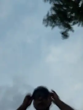 anggllaaa online show from October 11, 9:35 pm