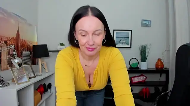 Velvet Jasmine online show from October 9, 5:38 am