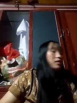 Snapshot of miss-su chatting on November 12, 1:17 am miss-su online show from November 12, 1:17 am