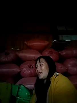 Snapshot of miss-su chatting on December 17, 6:41 am miss-su online show from December 17, 6:41 am