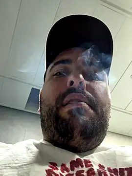 Snapshot of Beautybeastttt chatting on September 22, 11:07 pm Beautybeastttt online show from September 22, 11:07 pm