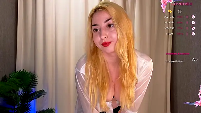Snapshot of dreamhannah chatting on September 17, 8:21 pm dreamhannah online show from September 17, 8:21 pm
