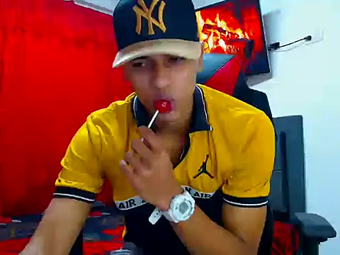 cristian tayron1 online show from June 21, 5:59 pm