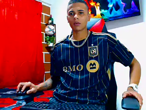 cristian tayron1 online show from June 29, 12:28 am