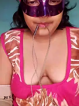 Snapshot of mimi87hoty chatting on September 11, 4:18 pm mimi87hoty online show from September 11, 4:18 pm