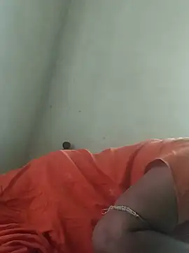 humtum2254 online show from September 21, 6:15 am