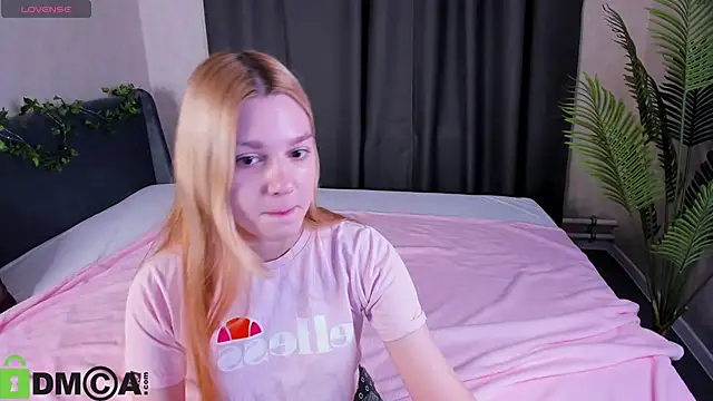 Sylvia Ortiz online show from November 2, 1:08 am