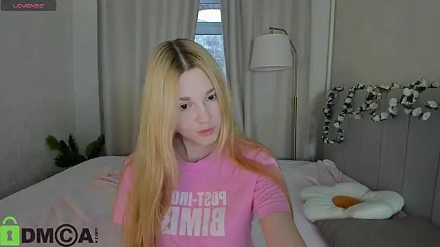 Sylvia Ortiz online show from November 13, 10:03 am